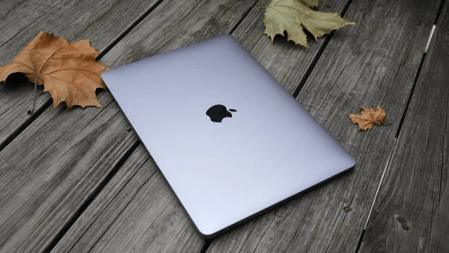Apple Silicon Chip vs. Intel Chip